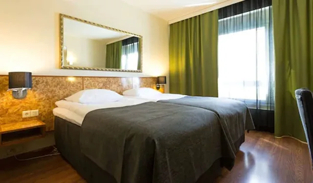 Standard, Queen Bed, Hotel Verso 2/4