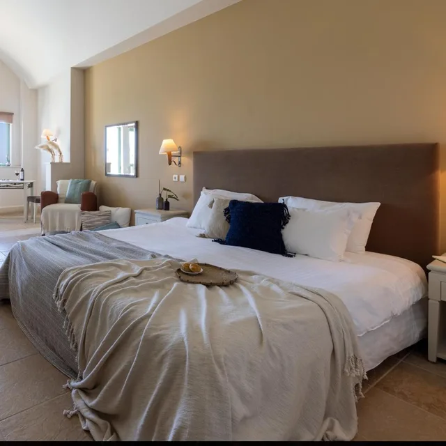 Junior Suite, Sea Front، GRAND BAY BEACH RESORT KOLYMBARI 2/9