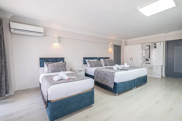غرفة ديلوكس بسرير مزدوج بشرفة، Oban Suites 7/10
