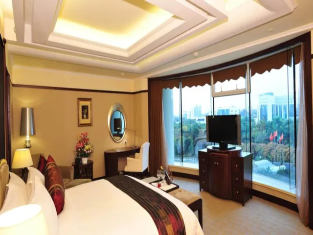 غرفة سوبيريور بسرير كينج، Royal Marina Plaza 1/1