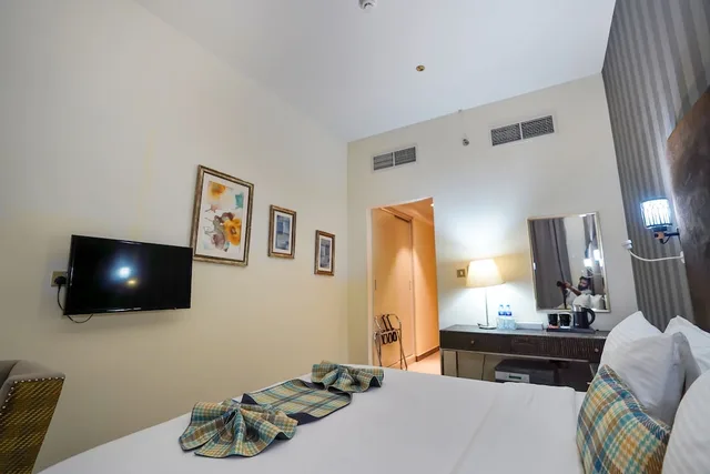 غرفة أساسية بسريرين كينج، MRA Hotel 2/2