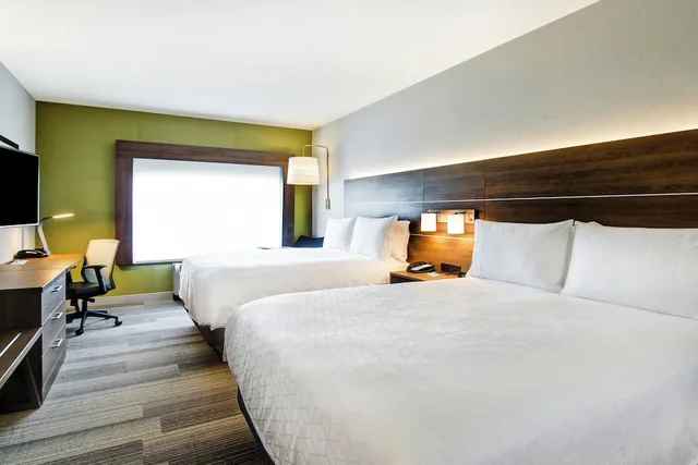 غرفة قياسية بسريرين كوين، Holiday Inn Express Hotel & Suites Toronto Markham 1/8