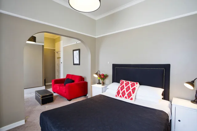 غرفة بسرير كوين، Katoomba Hotel 2/2