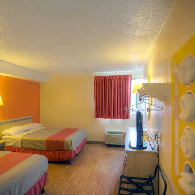 غرفة بسريرين كوين لذوي الإعاقة، Motel6 Council Bluffs, IA - Omaha East 4/10
