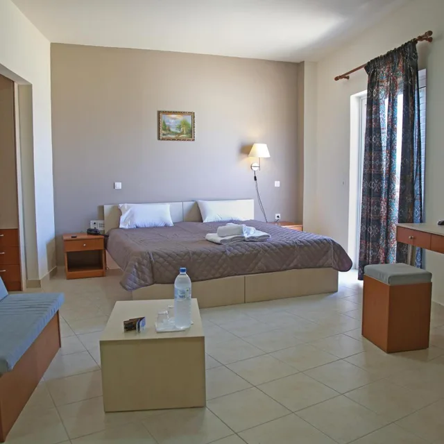 استوديو بإطلالة على البحر، Sea Breeze Hotel 1/6