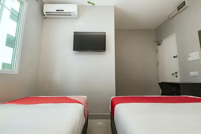 غرفة ديلوكس ثلاثية بسرير مزدوج وسرير فردي، OYO 89885 Nice Stay Three Six Five Services 6/7