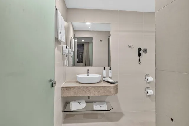 غرفة ديلوكس بسرير كينج، PrideInn Azure Hotel Nairobi Westlands 10/10