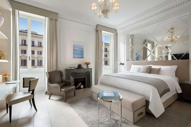 جناح ركني بسرير كينج بإطلالة على المدينة، The St Regis Rome 6/10