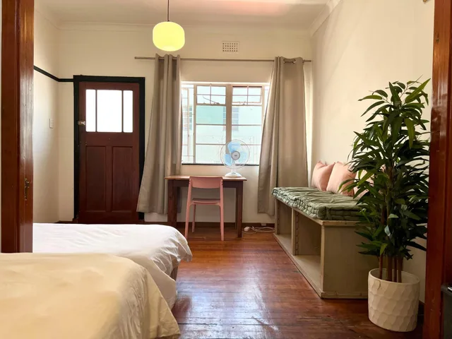 غرفة اقتصادية بسرير مزدوج، Long Street Backpackers - Adults Only 7/10