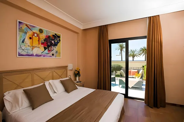 Classic, Triple, Single Bed, Mahara Hotel 1/1