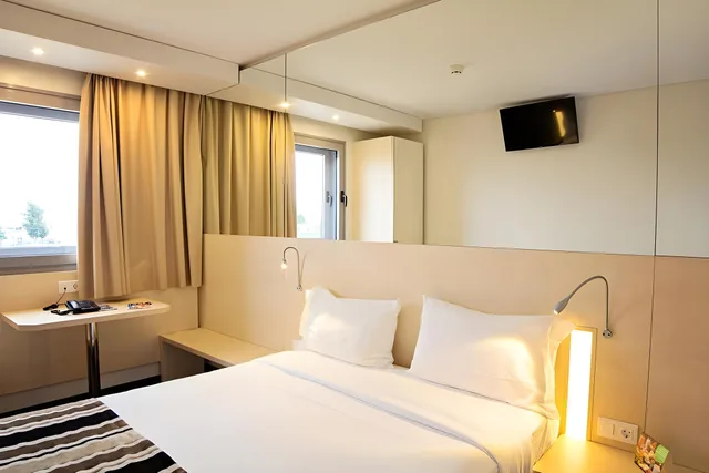 غرفة سوبيريور بسريرين مزدوجين، Park Hotel Porto Aeroporto 1/1