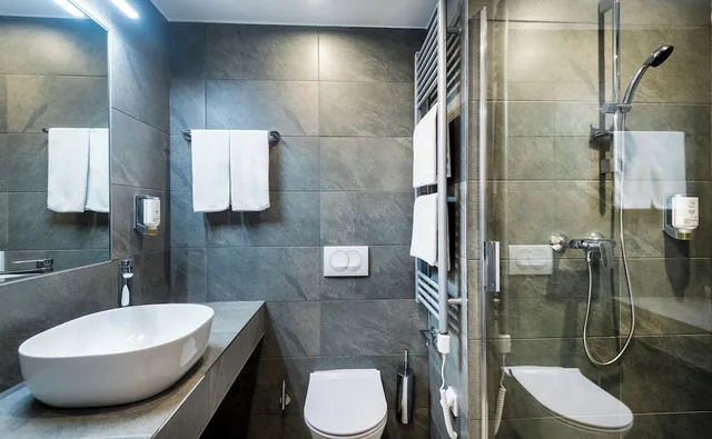 غرفة قياسية بسرير مزدوج بشرفة، HUNGUEST HOTEL HELIOS 3/3