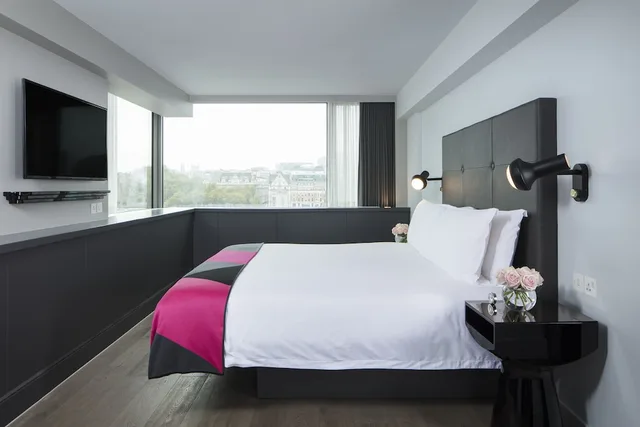 غرفة قياسية بسرير كوين، Sea Containers London 7/10