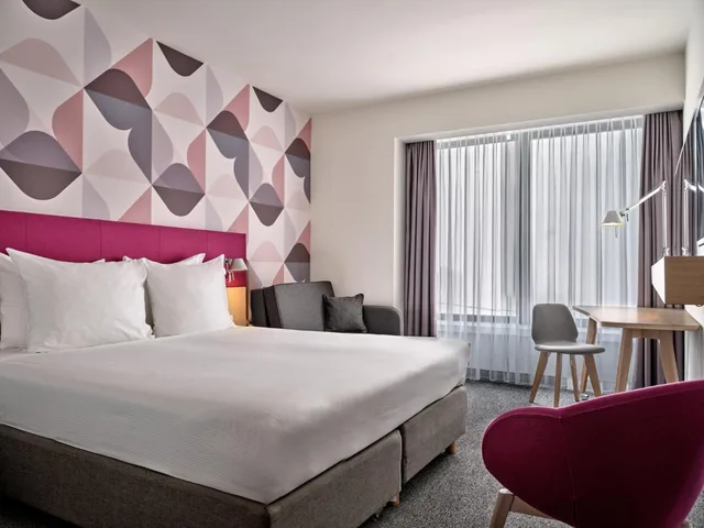 غرفة قياسية بسرير كينج، Holiday Inn Warsaw City Centre 2/7