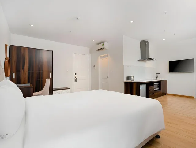استوديو بسرير كوين، RHM Luxury Hotel And Suite 2/2