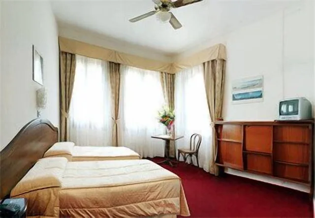 غرفة بسريرين منفصلين، Hotel Cristallo 3/10