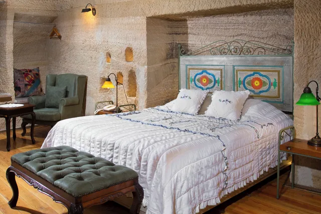 Cave, Superior, Suite, Queen Bed, Terra Cave Hotel 5/10