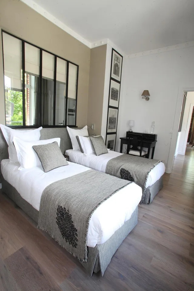 جناح عائلي، Le Clos De Grace 2/6