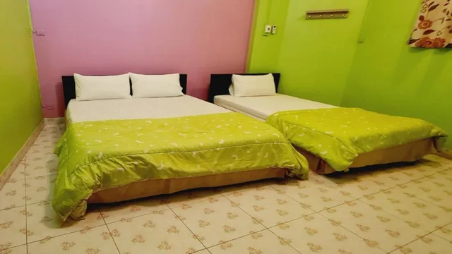 غرفة ثلاثية، Royal Land Mae Klong Hotel 3/10