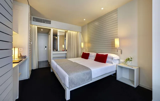غرفة قياسية بسرير كينج، Miro Hotel 3/4