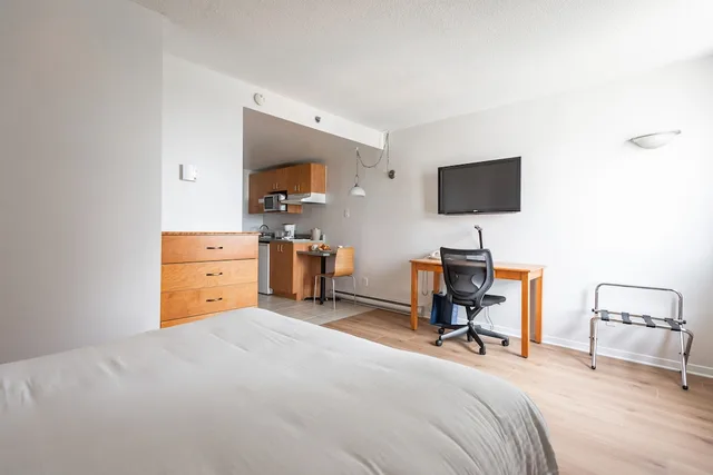 غرفة قياسية بسرير كوين، Les Suites Labelle 6/10