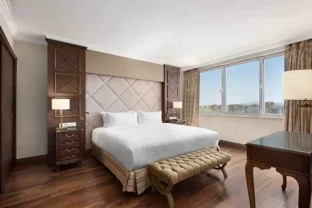 جناح تنفيذي بسرير كينج بشرفة، Wyndham Grand Kayseri 4/5