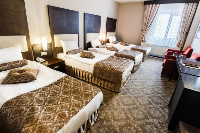 غرفة عائلية، Karinna Convention And Spa 2/2