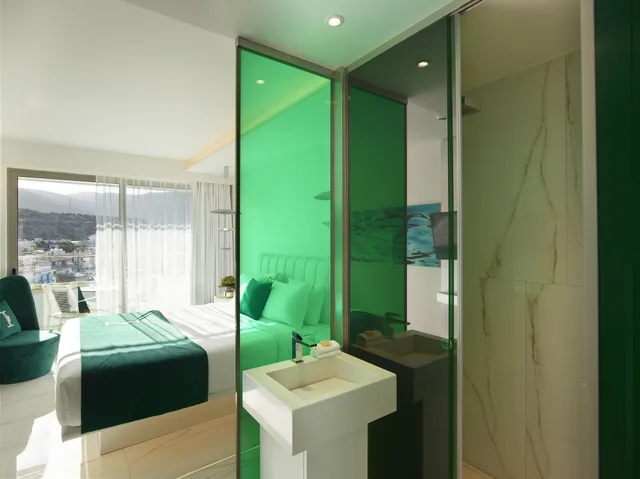 Silver, King Bed, Land View، I Resort Beach Hotel & Spa 5/9
