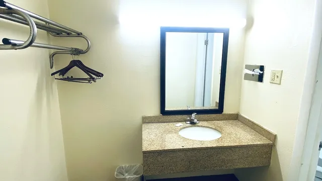 غرفة ديلوكس بسريرين كوين، Travelodge by Wyndham Shamokin Dam/Selinsgrove 4/4