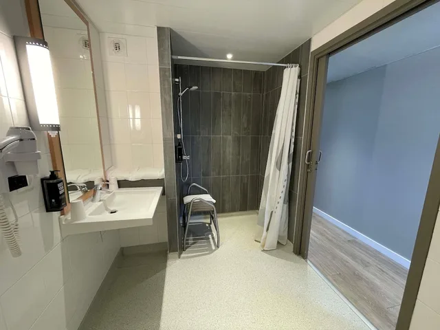 غرفة قياسية بسرير مزدوج لذوي الإعاقة، ibis Dijon Gare 2/2