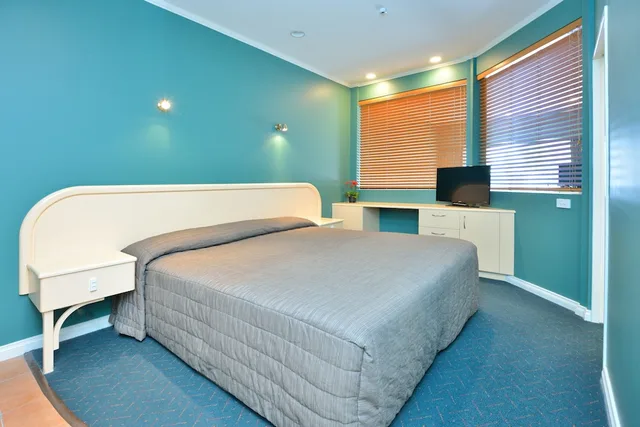 استوديو بسرير كينج بإطلالة على المدينة، Shoreline Motel 1/4