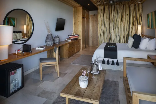 Room, King Bed, Ocean Front, Sofa، Alea Tulum 7/8