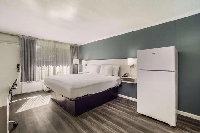 غرفة بسرير كينج، Mainstay Suites Florence Darlington 2/4
