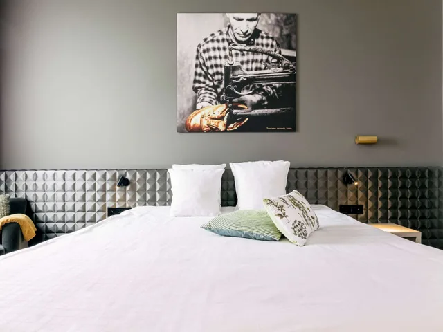 غرفة سوبيريور بسريرين منفصلين، Hotel Mercure Roeselare 3/6