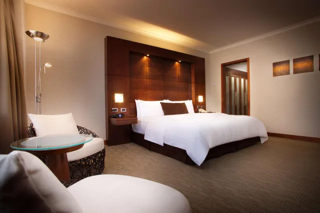 Swiss Advantage, King Bed، Swissotel Quito 5/5