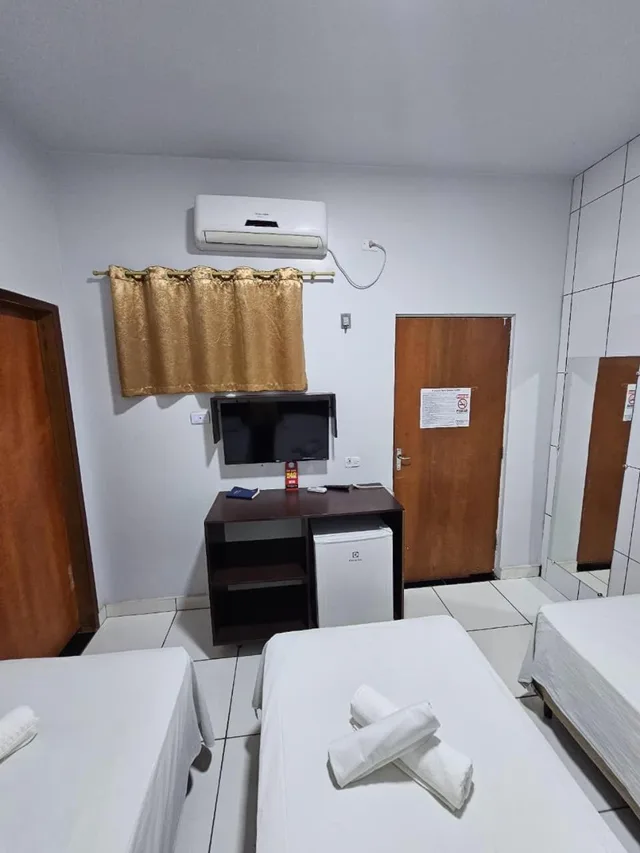 غرفة قياسية ثلاثية، New Center Hotel 9/10