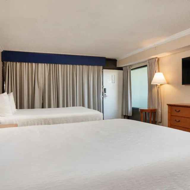 Room, King Bed, Ocean Front، Grande Shores Ocean Resort 4/9