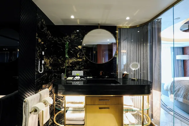 Maestro, Penthouse, King Bed، The Maestro Hotel 5/5