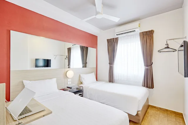 غرفة قياسية بسريرين منفصلين، Easy Planet Pattaya 3/7