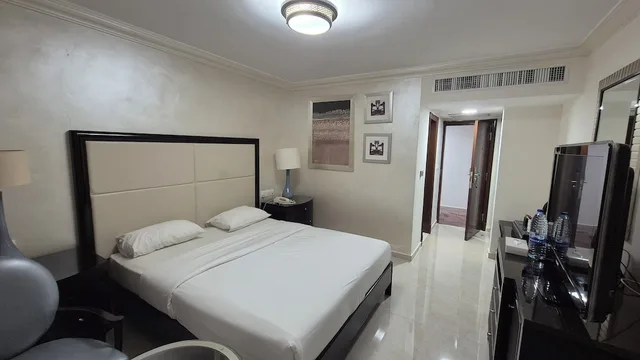 غرفة قياسية بسرير مزدوج، LE VENDOME HOTEL 1/3