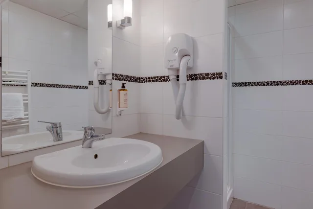 Classic, Mercure Lyon Est Villefontaine 7/8