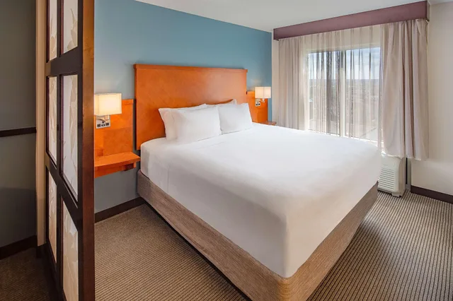 غرفة بسرير كينج، Hyatt Place Madison Downtown 2/5