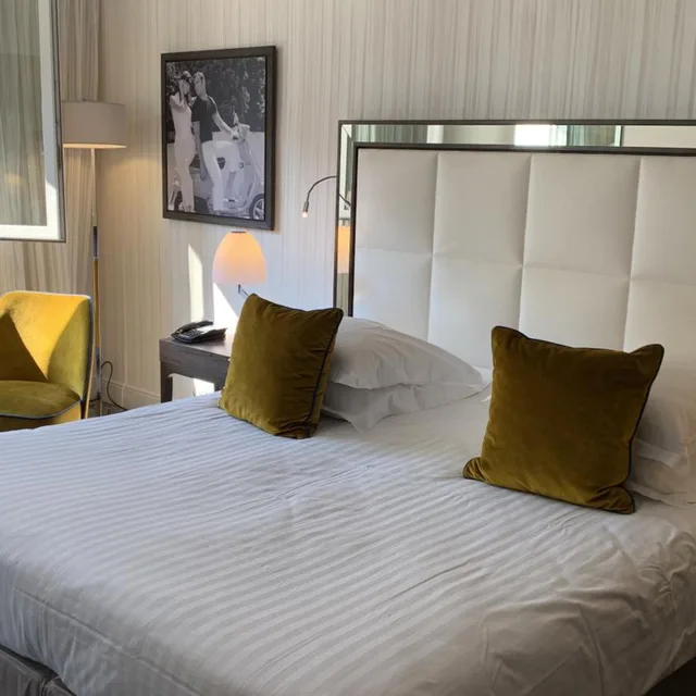 غرفة بريفيليج، Le Canberra 8/10