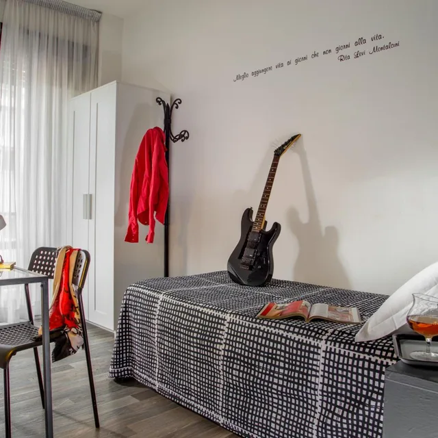 Room, Single, Radio Hotel 2/6