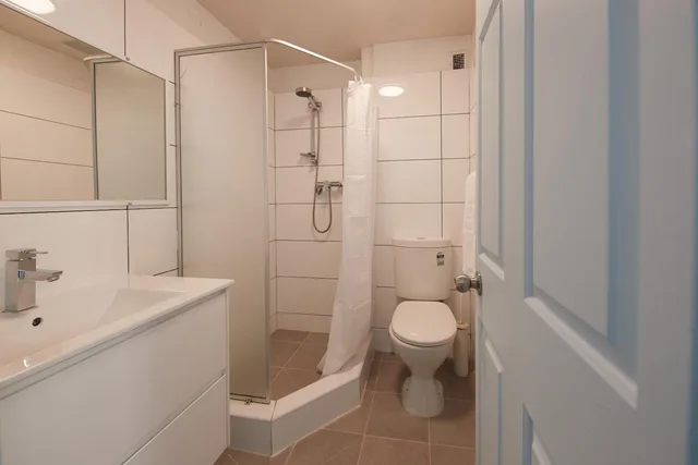 Private, 4 Beds, 2 Bunk Beds، Little Coogee Hotel 3/3