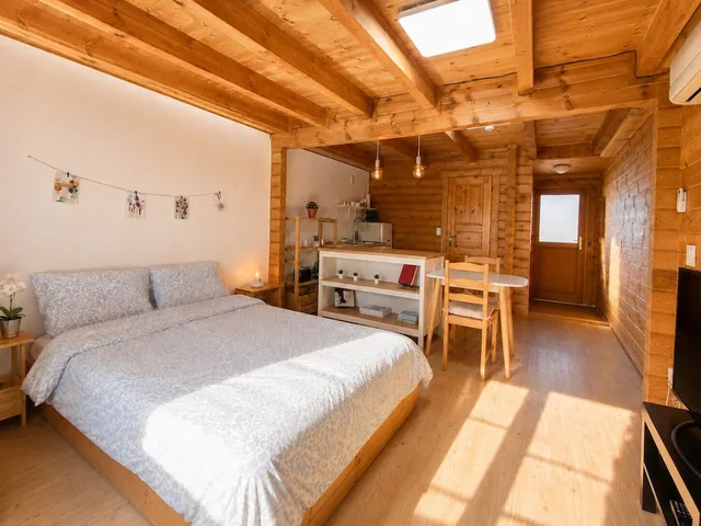 كابينة سيغنتشر بسرير كوين بإطلالة على البحر، Breakfast at Tiffany's Pension 1/9