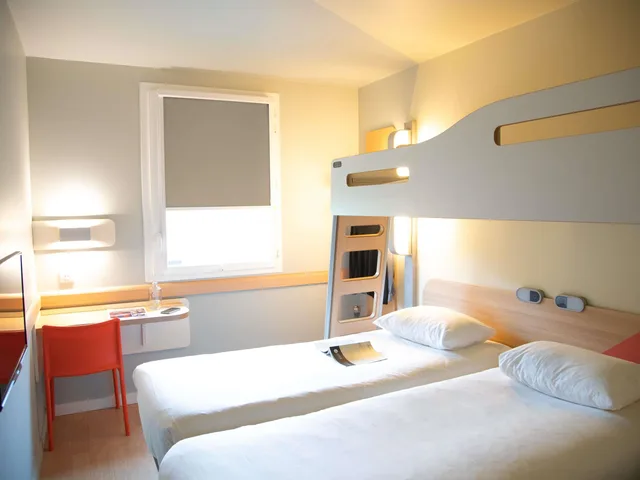 غرفة بسريرين منفصلين، Ibis Budget Saint Quentin En Yvelines Velodrome 2/4