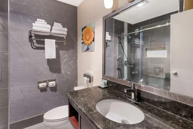 غرفة بسريرين كوين، Best Western Mountain View Inn 3/3