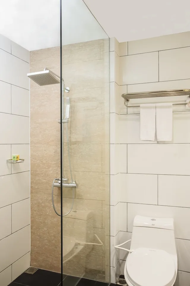 غرفة سوبيريور بسريرين منفصلين، Swiss-Belinn Singkawang 3/4