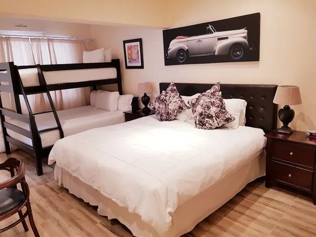 5 Sleeper, 1 King and 1 Single Beds, Bunk Bed، Tariman Boutique Hotel 7/8
